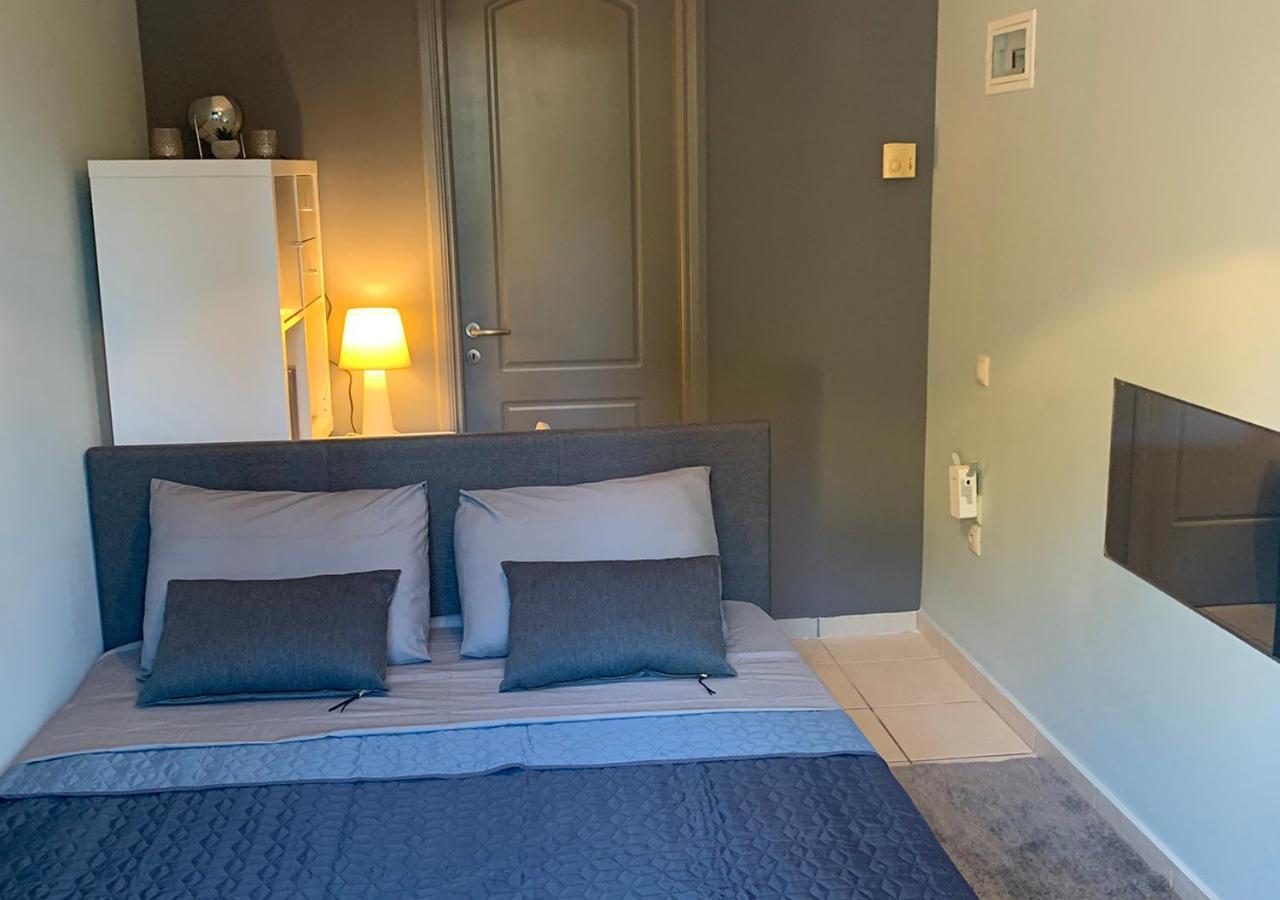 Confidential Apartment, Prime Location Атина Екстериор снимка