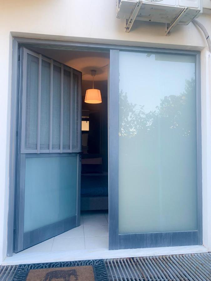 Confidential Apartment, Prime Location Атина Екстериор снимка